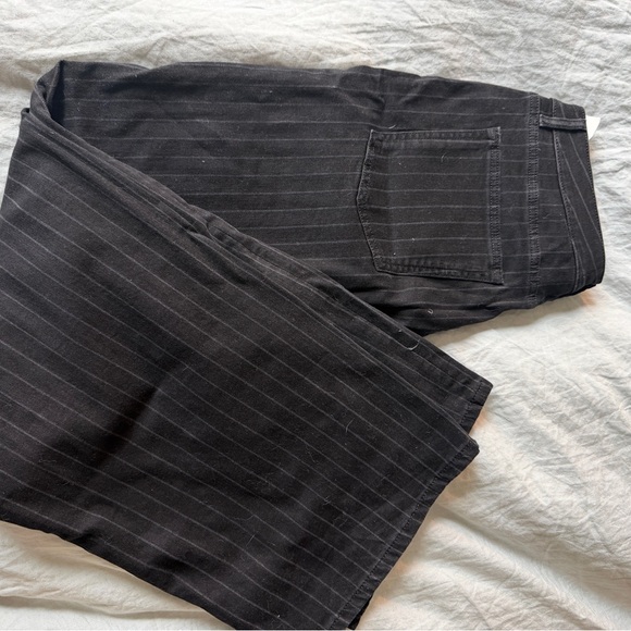 Warp + Weft NCE Wide leg jeans in Black pinstripe - Picture 5 of 6